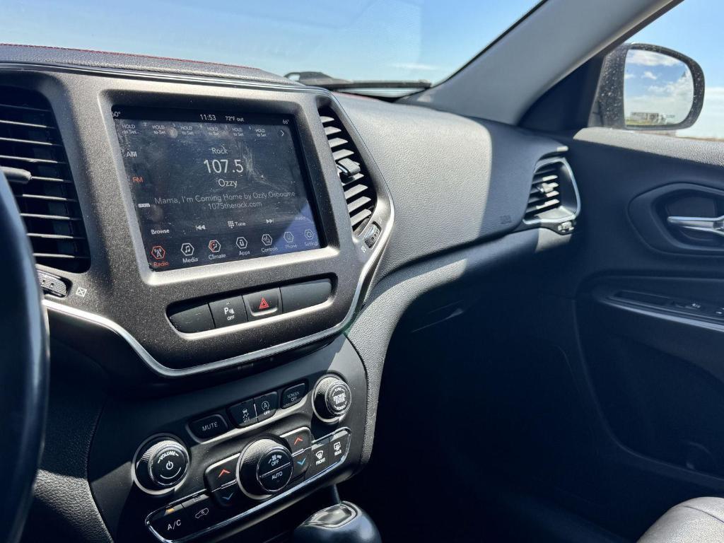 used 2019 Jeep Cherokee car, priced at $23,999