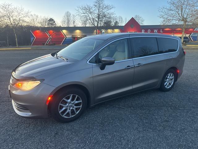 used 2017 Chrysler Pacifica car, priced at $11,875