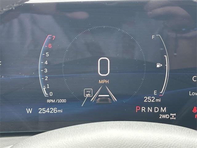used 2025 Cadillac XT4 car, priced at $40,495