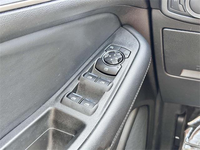 used 2023 Ford Edge car, priced at $26,497