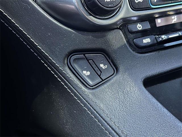 used 2020 Chevrolet Suburban car, priced at $29,998