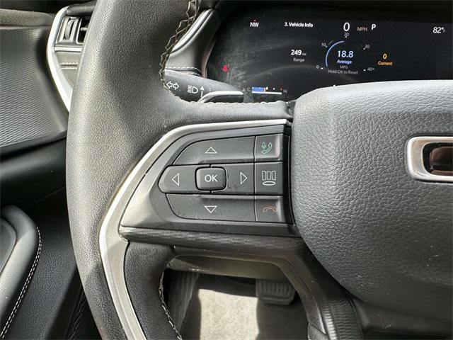 used 2024 Jeep Grand Cherokee L car, priced at $28,783