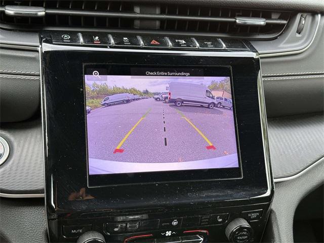 used 2024 Jeep Grand Cherokee L car, priced at $28,783
