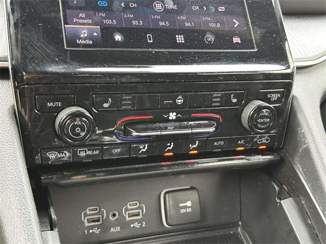 used 2024 Jeep Grand Cherokee L car, priced at $28,783