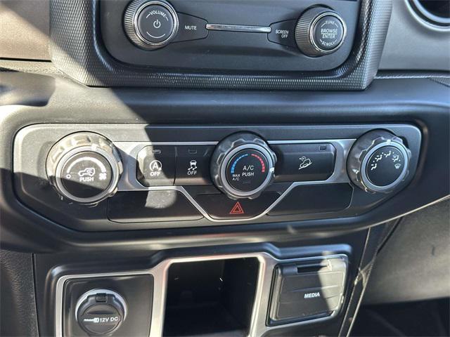 used 2020 Jeep Wrangler Unlimited car, priced at $25,298