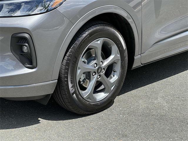 used 2023 Ford Escape car, priced at $25,200