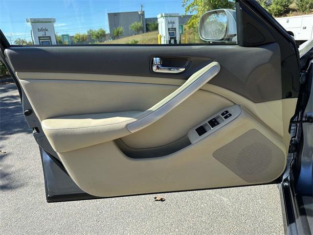 used 2006 INFINITI G35x car, priced at $6,998