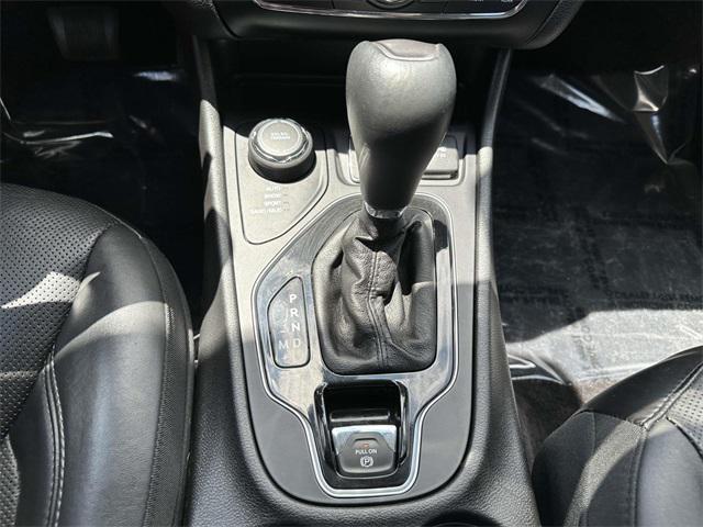 used 2019 Jeep Cherokee car, priced at $16,495