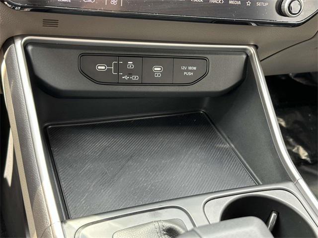 used 2025 Kia Carnival car, priced at $35,495