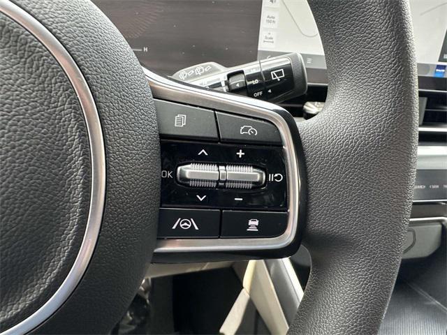 used 2025 Kia Carnival car, priced at $35,495