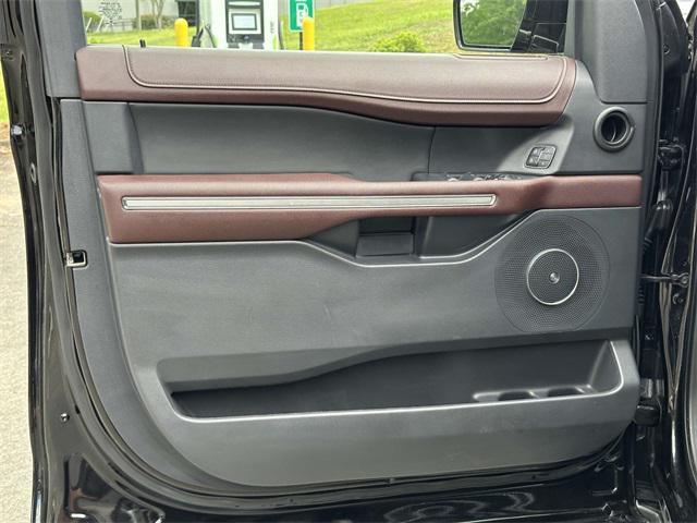 used 2022 Ford Expedition car, priced at $39,597
