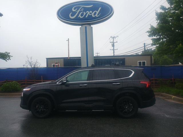 used 2023 Hyundai Santa Fe car, priced at $27,495