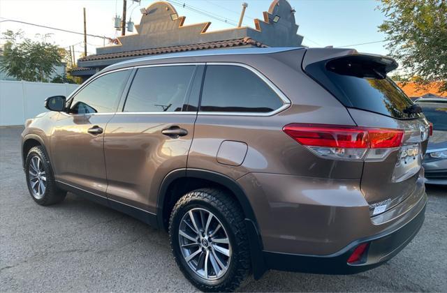 used 2019 Toyota Highlander car, priced at $24,999