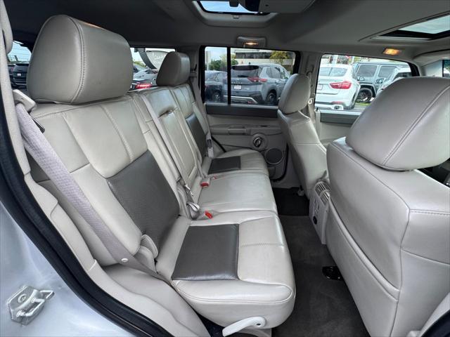 used 2010 Jeep Commander car, priced at $8,995