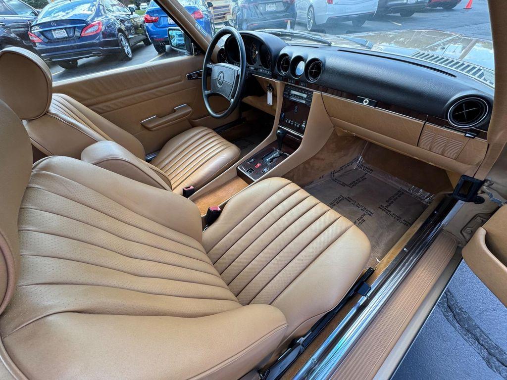 used 1988 Mercedes-Benz 560 car