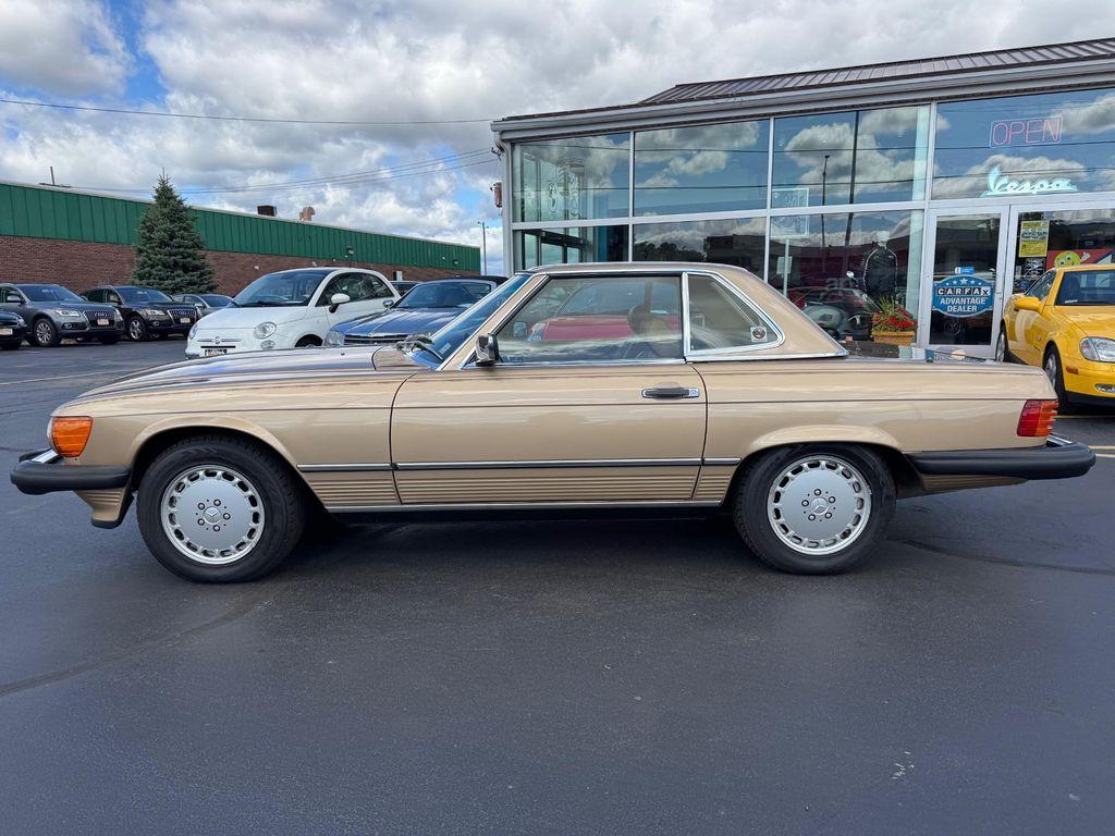 used 1988 Mercedes-Benz 560 car