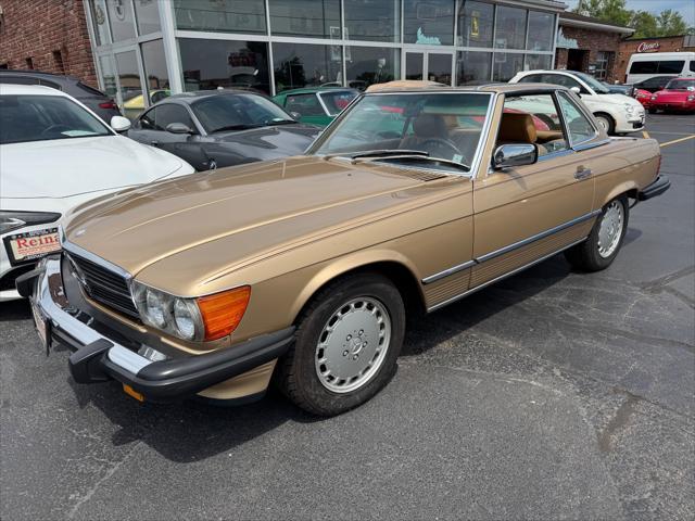 used 1988 Mercedes-Benz 560 car