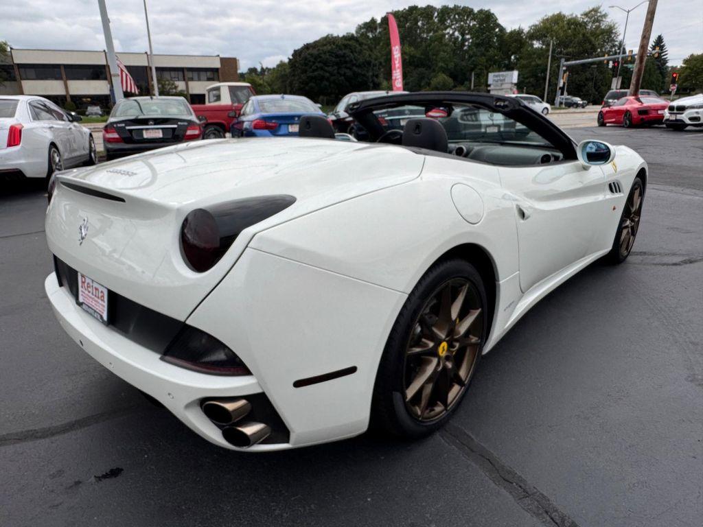 used 2014 Ferrari California car