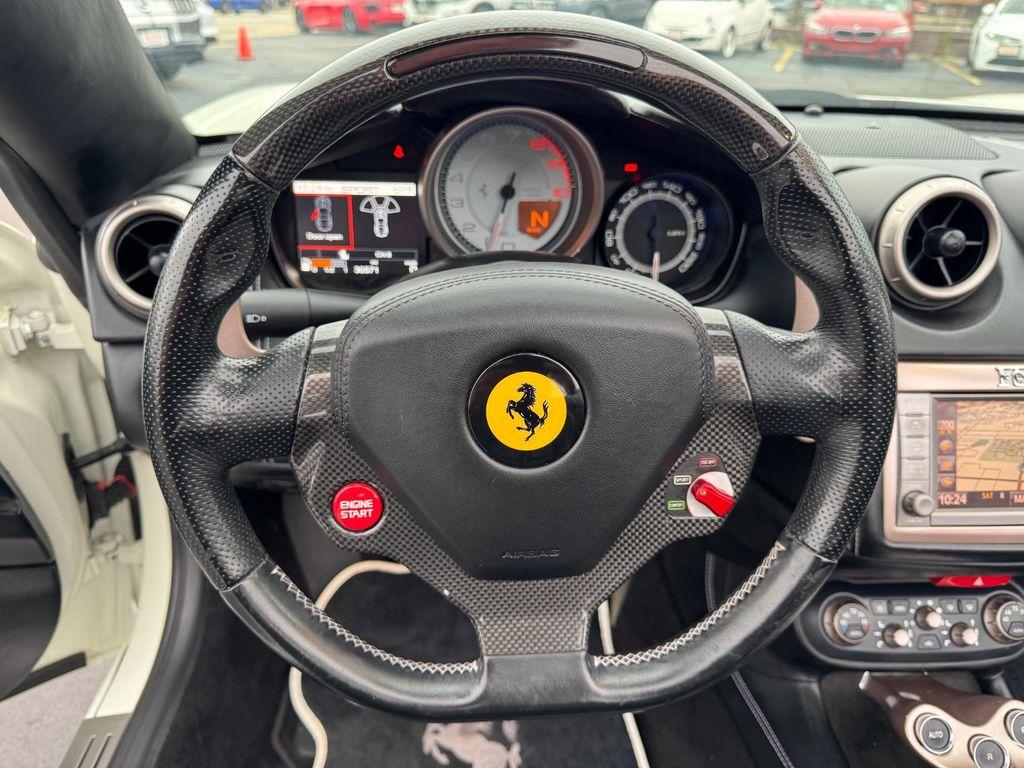 used 2014 Ferrari California car