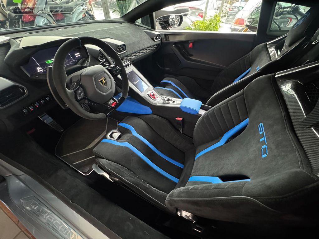 used 2023 Lamborghini Huracan STO car