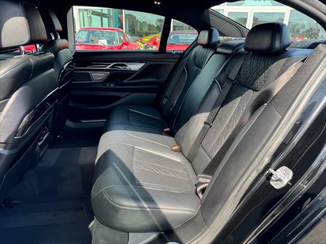 used 2019 BMW 750 car