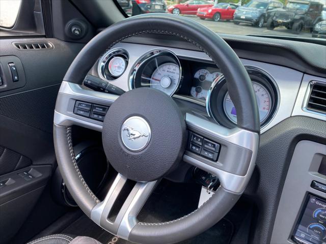 used 2010 Ford Mustang car