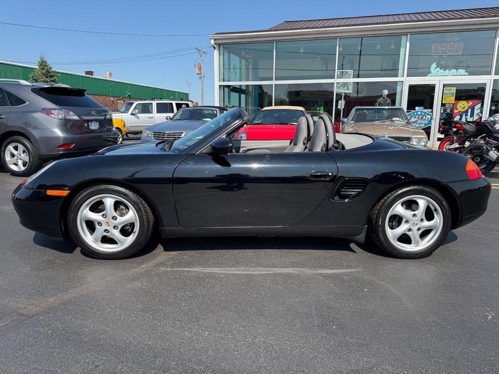 used 2000 Porsche Boxster car