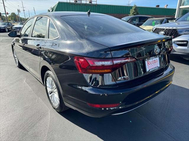 used 2019 Volkswagen Jetta car