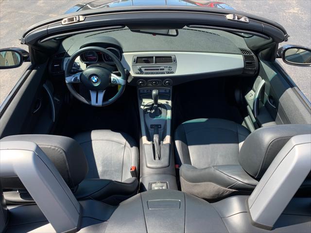 used 2004 BMW Z4 car