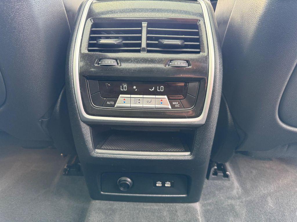 used 2023 BMW X7 car