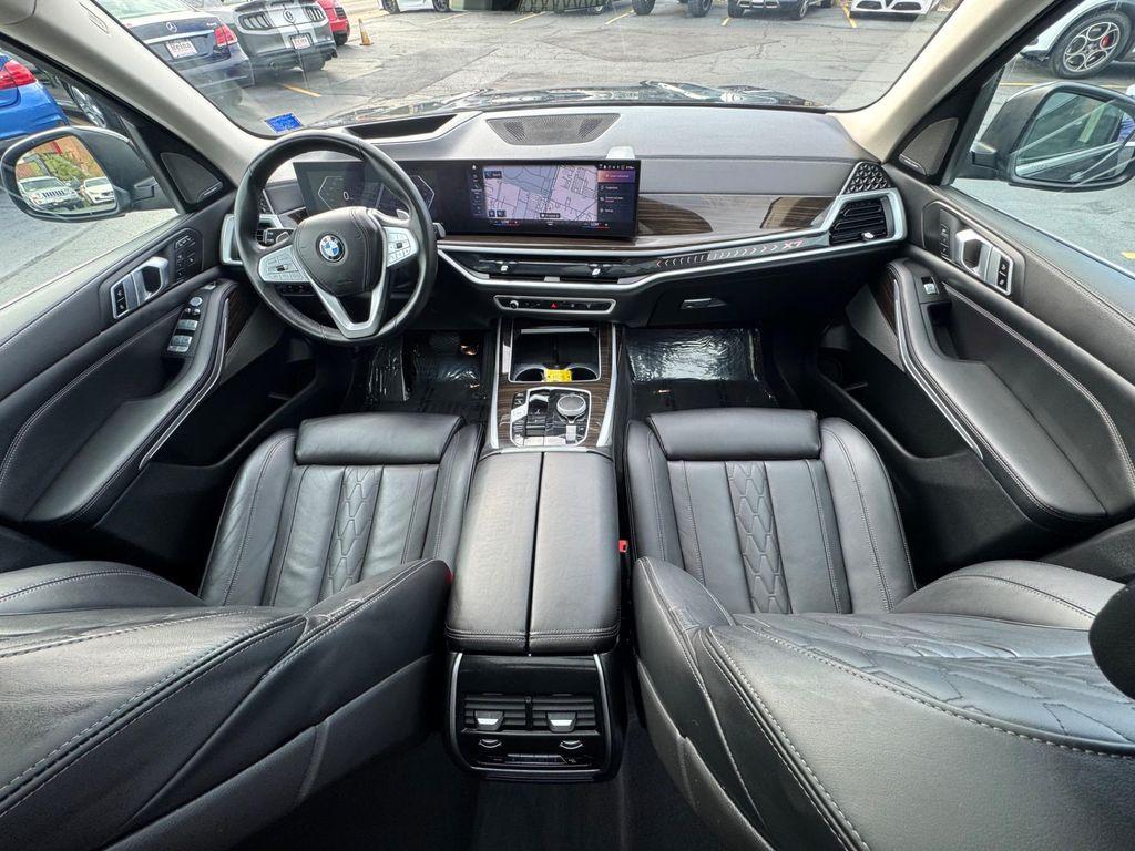 used 2023 BMW X7 car