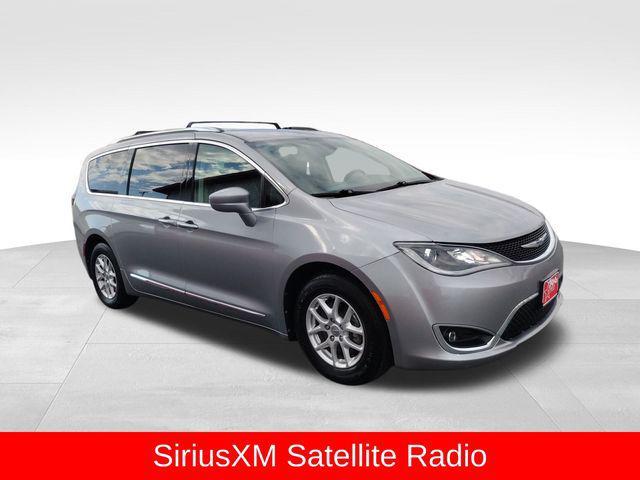 used 2020 Chrysler Pacifica car, priced at $17,000