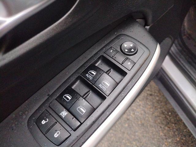 used 2018 Jeep Cherokee car, priced at $13,767