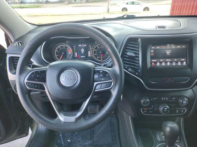 used 2020 Jeep Cherokee car, priced at $16,325