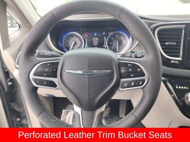 used 2022 Chrysler Pacifica car, priced at $24,291