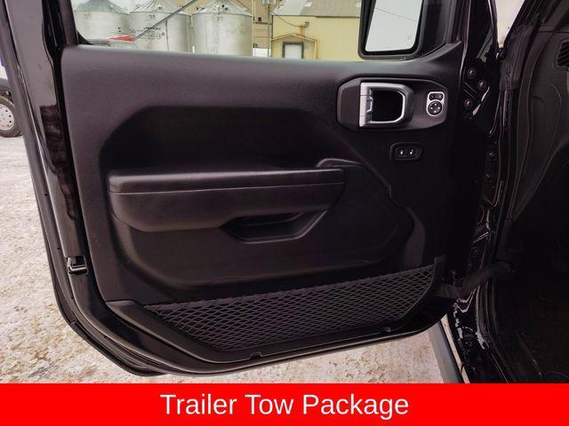 used 2021 Jeep Gladiator car, priced at $30,925