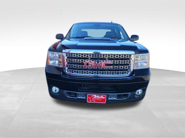 used 2014 GMC Sierra 2500 car, priced at $33,379