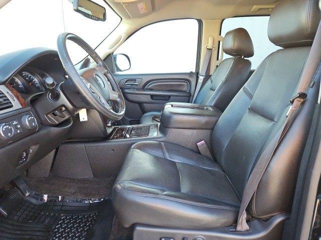 used 2014 GMC Sierra 2500 car, priced at $33,379