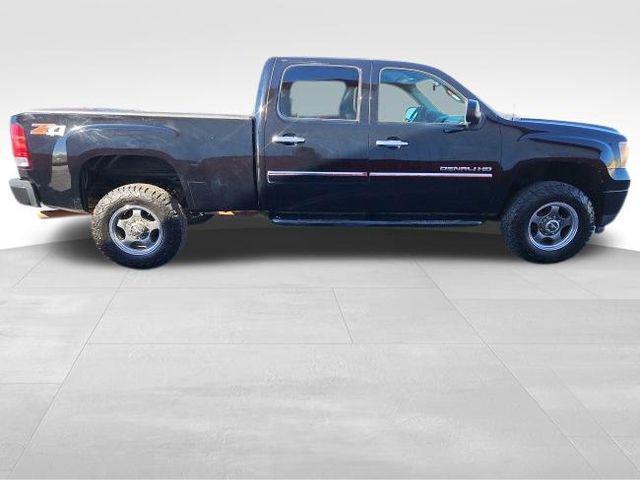 used 2014 GMC Sierra 2500 car, priced at $33,500