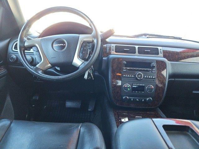 used 2014 GMC Sierra 2500 car, priced at $33,379