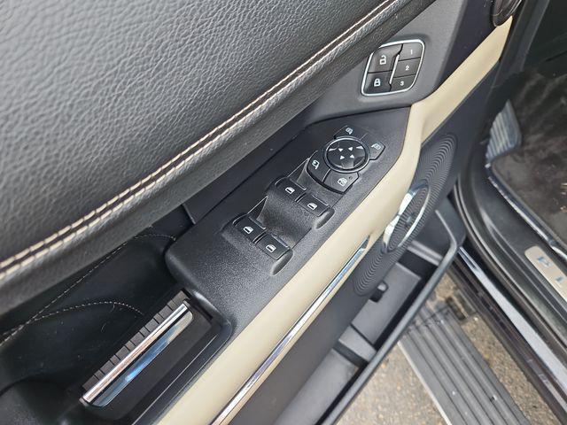 used 2019 Ford Expedition car, priced at $31,762