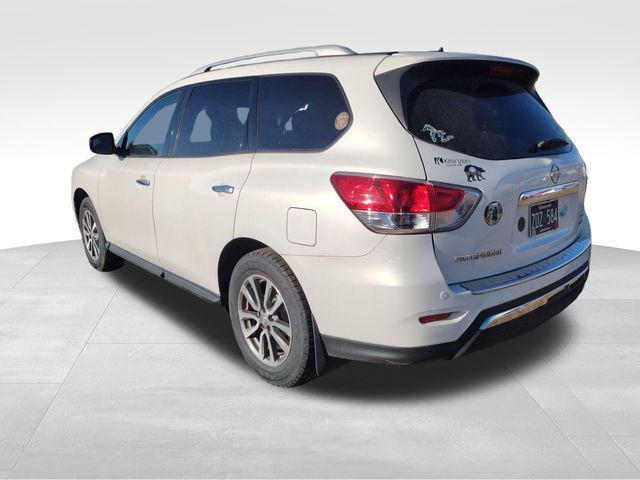 used 2014 Nissan Pathfinder car, priced at $10,868