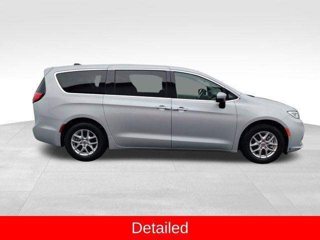 used 2023 Chrysler Pacifica car, priced at $29,000