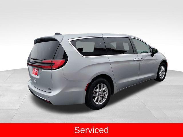 used 2023 Chrysler Pacifica car, priced at $29,000