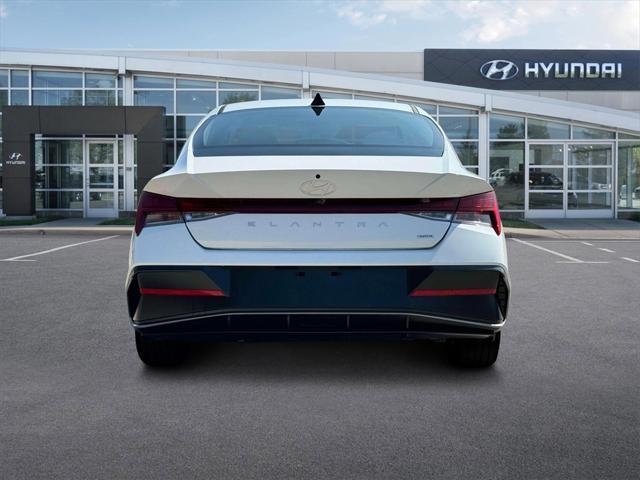 new 2025 Hyundai Elantra car, priced at $30,634