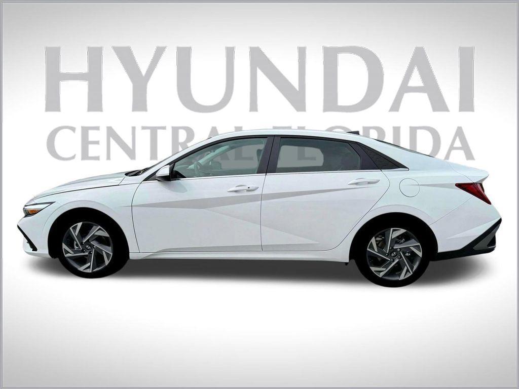 new 2025 Hyundai Elantra car, priced at $26,007