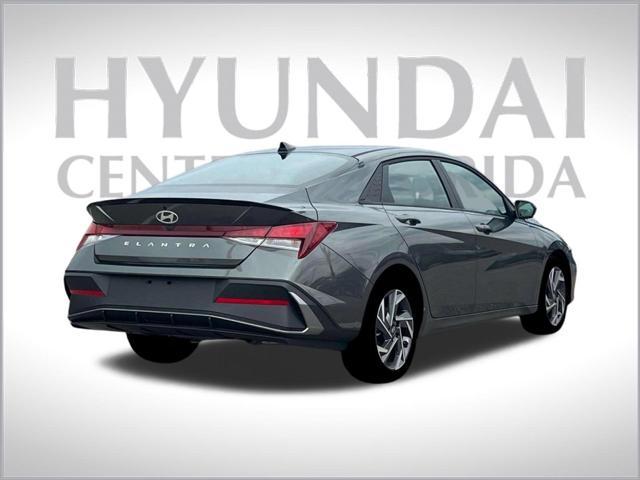 new 2025 Hyundai Elantra car, priced at $23,165