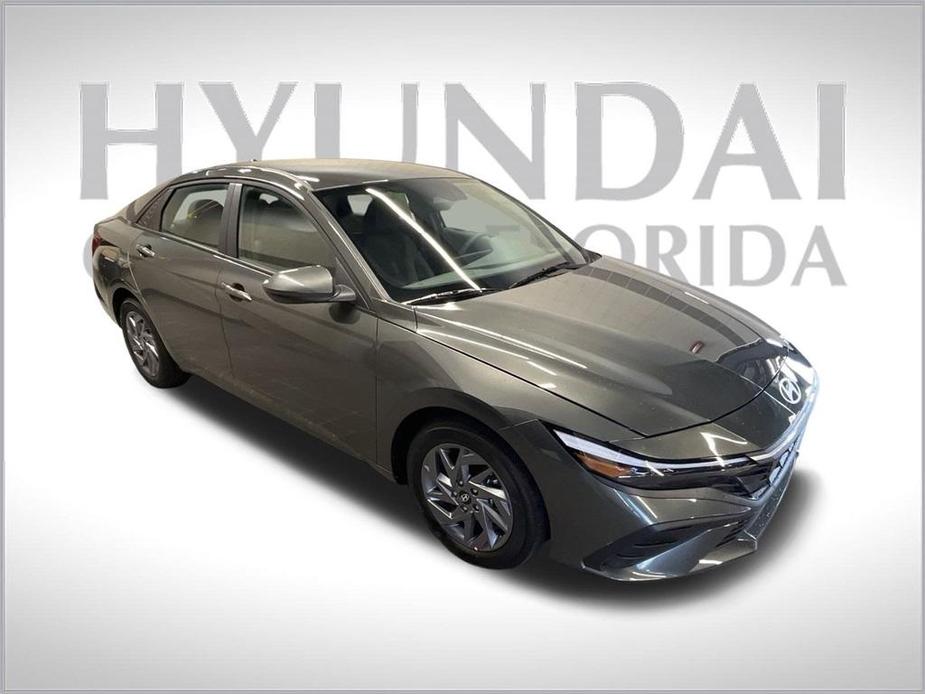 new 2024 Hyundai Elantra car, priced at $24,539