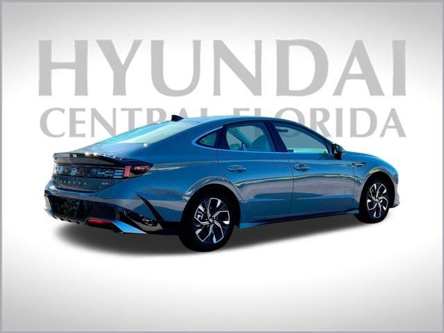 new 2024 Hyundai Sonata car, priced at $28,558