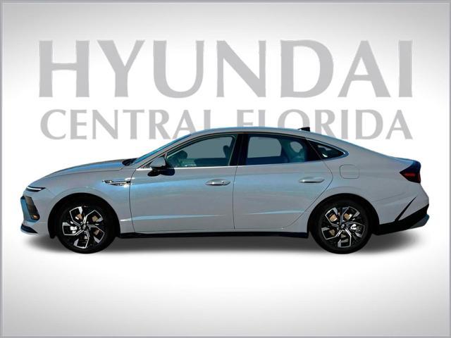 new 2024 Hyundai Sonata car, priced at $28,558